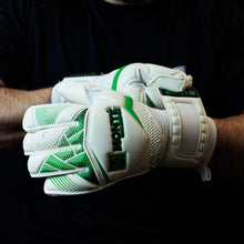 Load image into Gallery viewer, Monté Champ Hybrid Limited Edition