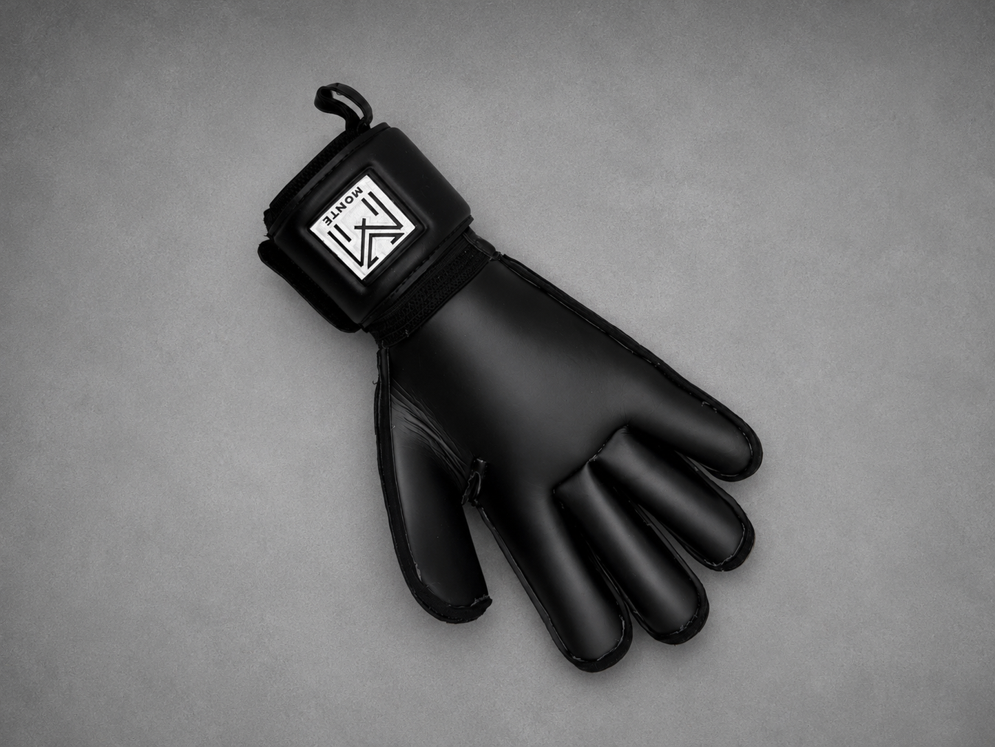 Noir Roll Finger